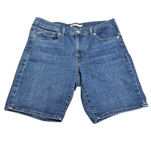 Levi's Denim Bermuda Shorts Cotton‎ Blend Size 31 Medium Wash 8" Jean Shorts